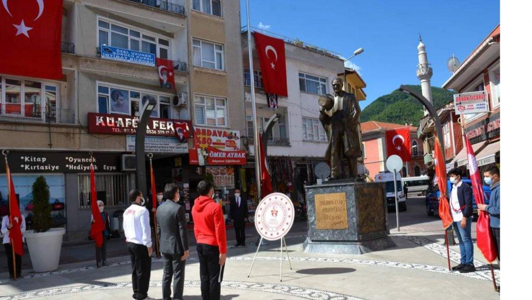 19 Mayıs Atatürk'ü Anma Gençlik ve Spor Bayramı Programı Düzenlendi